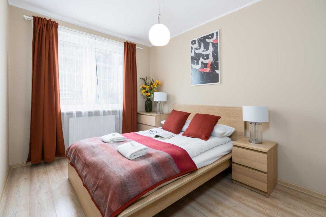 Czarnieckiego Apartment With Balcony Poznan By Noclegi Renters Εξωτερικό φωτογραφία