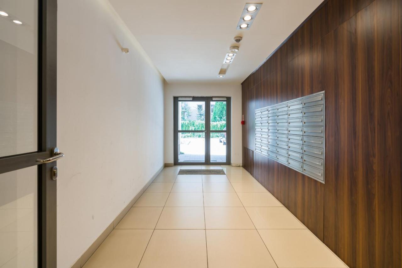 Czarnieckiego Apartment With Balcony Poznan By Noclegi Renters Εξωτερικό φωτογραφία